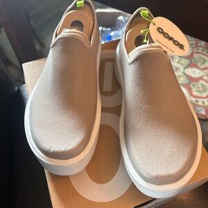 OOFOS Light Tan Slip-On Shoes